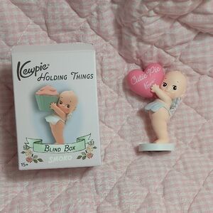 Smoko Kewpie Holding Things Figure (Kewpie Holds A Heart)